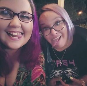 Meet your Posher, Casey